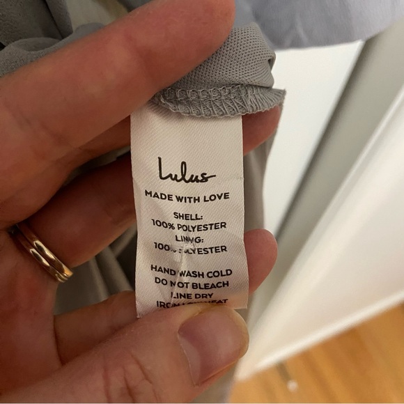 Lulu’s NWT Off The Shoulder Square Neck Long Sleeve Maxi Gown Dress Large Gray - Picture 8 of 8